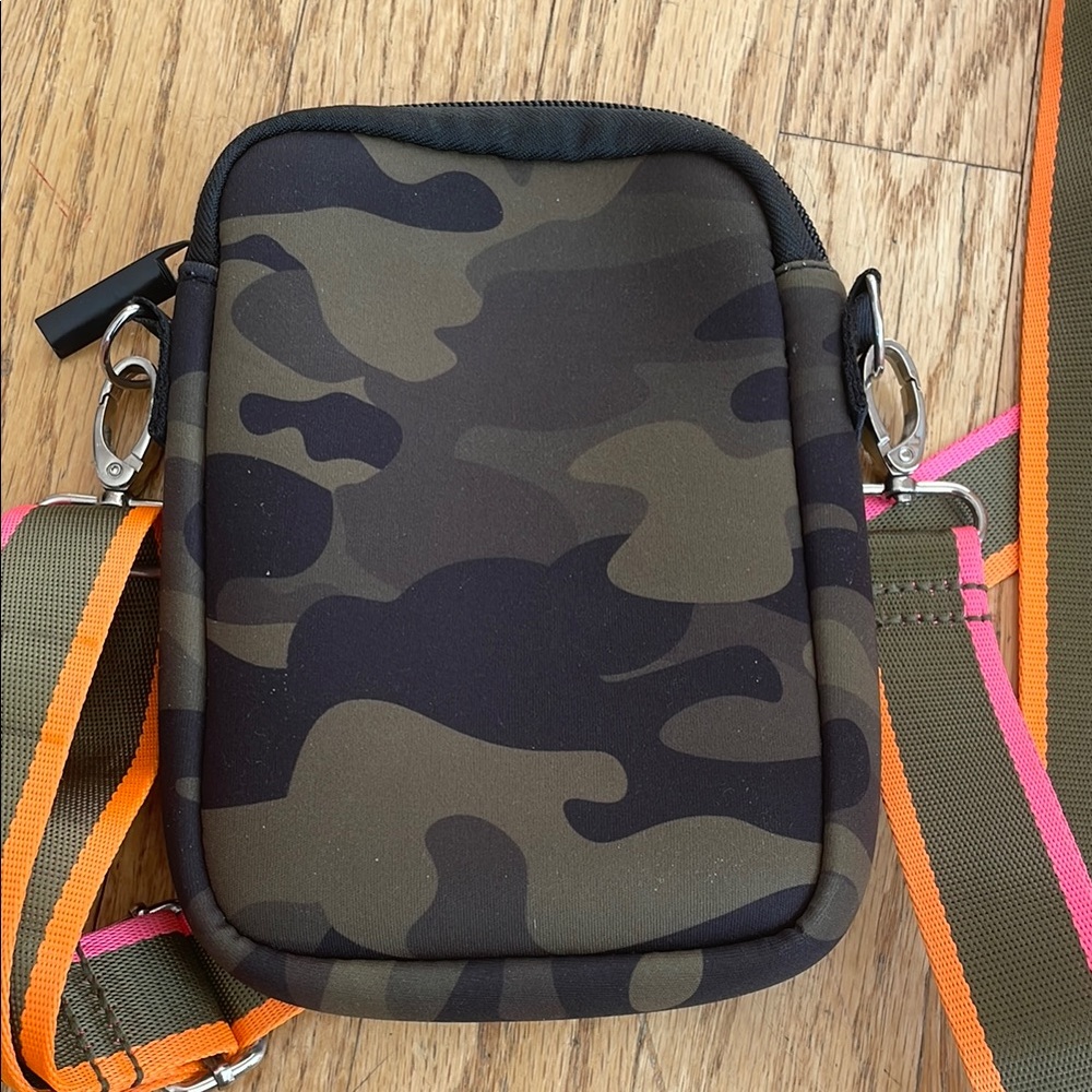 Haute Shore Camo Crossbody Bag with Adjustable Strap - Picture 6 of 7